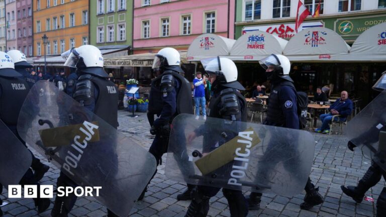 Fans arrested after clashes before Conference League final