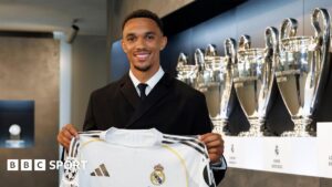 Alexander-Arnold speaks Spanish at Real unveiling