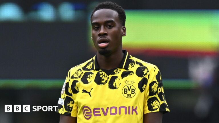 Chelsea complete £48m signing of Dortmund’s Gittens