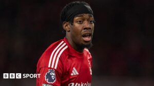 Newcastle agree £55m fee for Forest winger Elanga