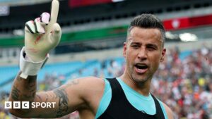 The Fluminense history maker, 44, with his eyes on Peter Shilton
